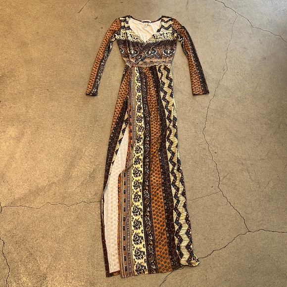 Novella Royale Siren Maxi Dress - Picture 3 of 5